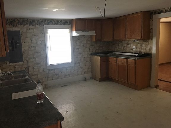 4th image of 4462 Swords Creek Rd