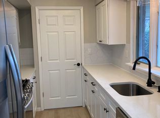 240 E 7th Ave UNIT 1, Naperville, IL