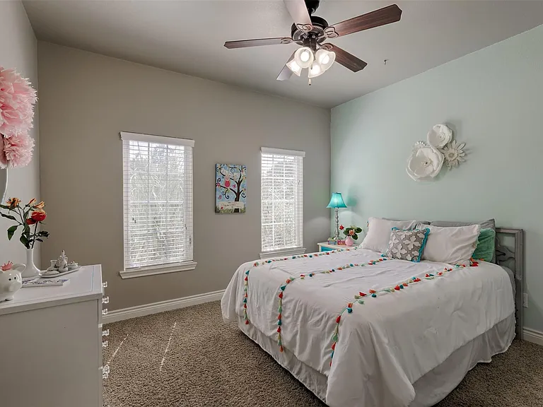 11939 Sagittarius Dr E — Photo 28