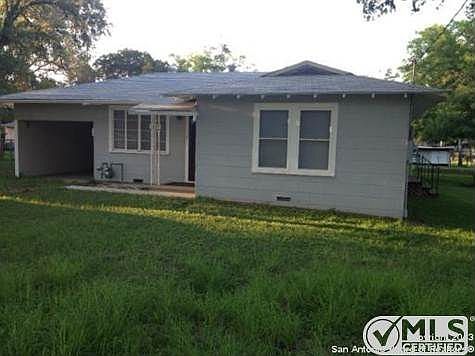 1st image of 1424 N Walnut Ave