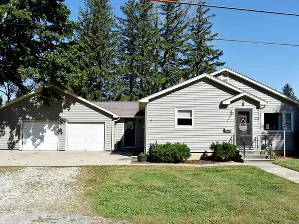 103 W Church St, Stacyville, IA 50476