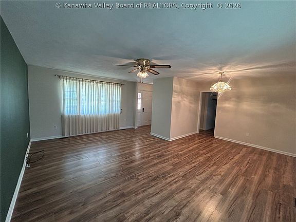 5th image of 245 Aberdene Ln