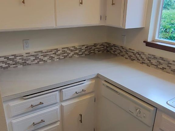 2nd image of 1203 11th Ave SE #A