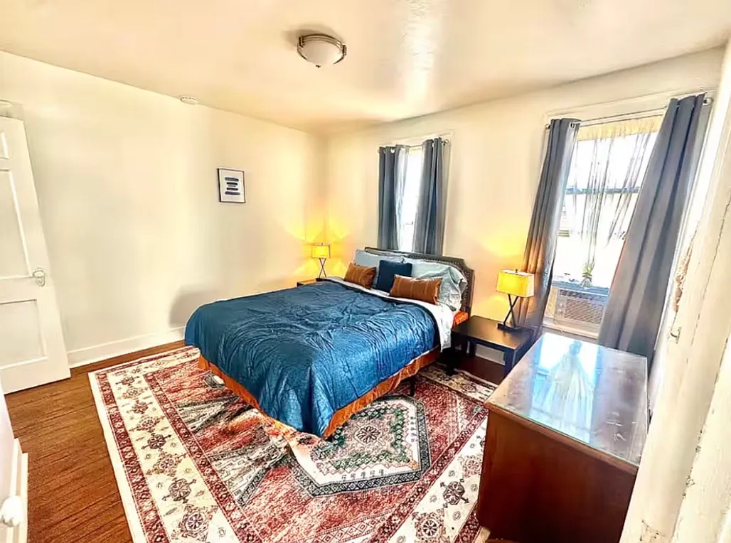 2 bed, $1,995 — Photo 2