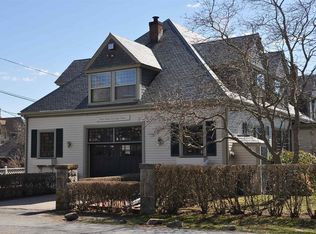 221 Ruggles Ave, Newport, RI 02840