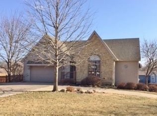 2109 Kickapoo Rd, Winfield, KS 67156