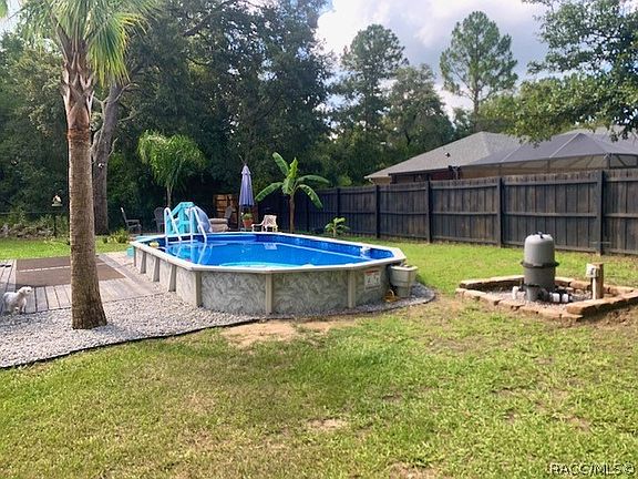 5th image of 7796 N Fieldstone Dr
