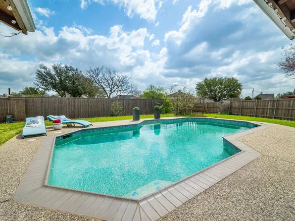 114 S Carriage House Way, Wylie, TX 75098