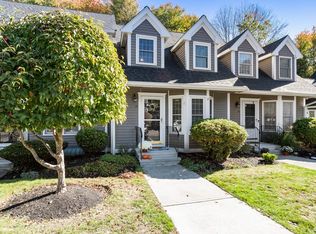 19 Country Village Way UNIT 19, Millis, MA 02054