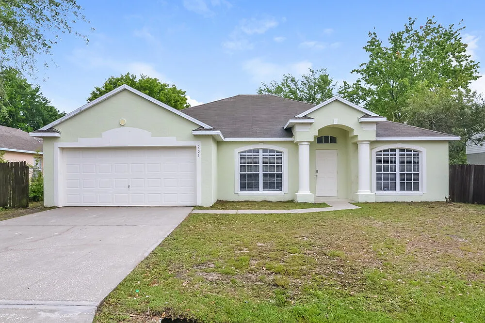 4 bed, 2.0 bath, 2196 sqft, $2,335 — Photo 1