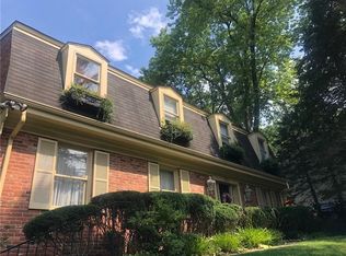 525 Guyasuta Rd, Pittsburgh, PA 15215