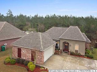 34224 Spring Lake Dr, Walker, LA 70785