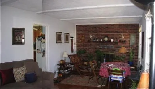 12503 Livingston St — Photo 3