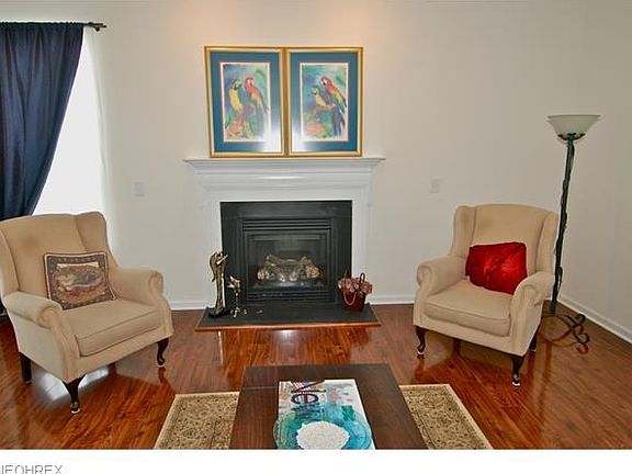 4th image of 2476 Berkshire Ave