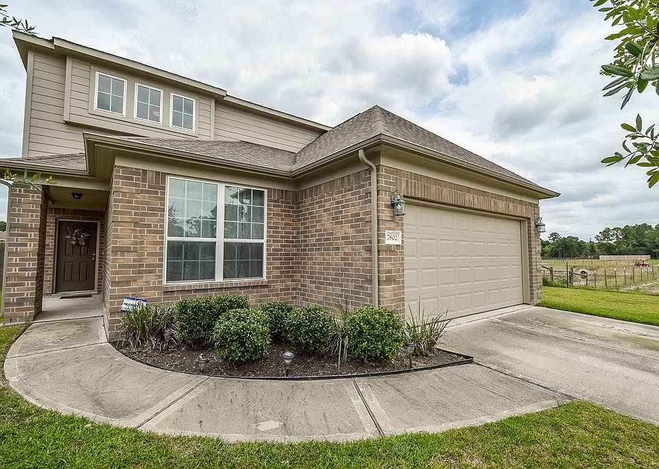 1st image of 7802 Redland Woods Dr