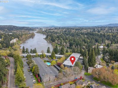 200 Burnham Rd UNIT 200, Lake Oswego, OR, 97034