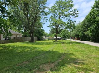 602 S Cleveland St, Springdale, AR 72764
