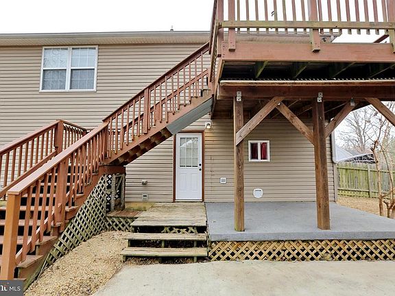 2nd image of 1111 Station Dr
