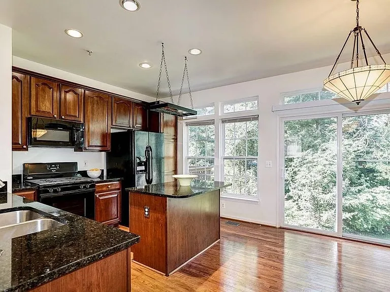 2987 Huntington Grove Sq — Photo 9