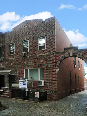 Sold by Awaye Realty Management LLC | media 1