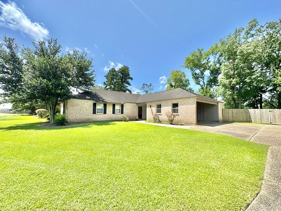 1st image of 15826 New Market Dr