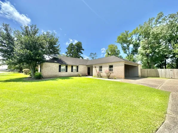 15826 New Market Dr, Baton Rouge, LA 70817