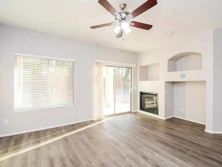 15028 W Statler St — Photo 4