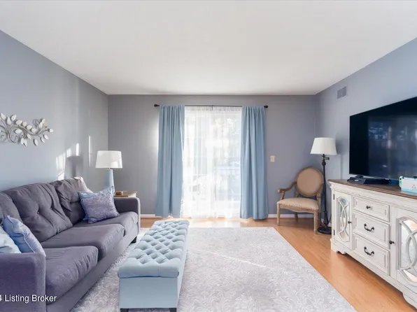 1338 Lynmar Dr APT 5, Louisville, KY 40222
