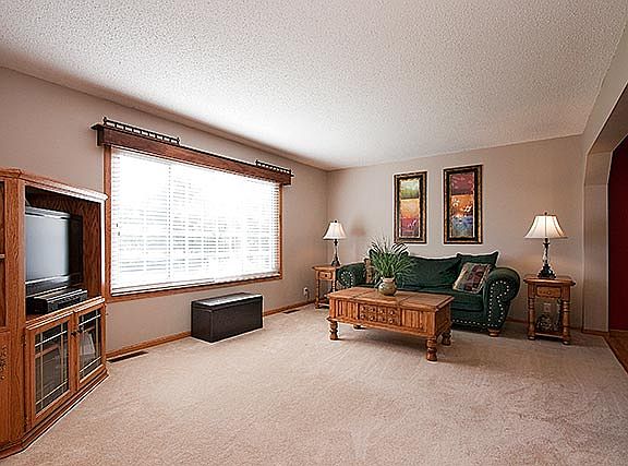 2nd image of 3140 Teal Ct