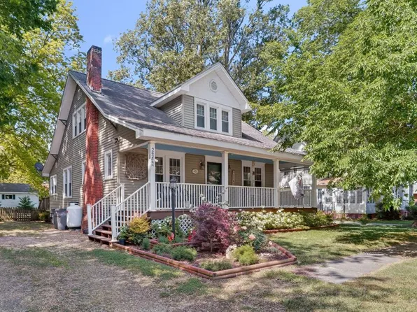 24222 Catherine St, Parksley, VA 23421