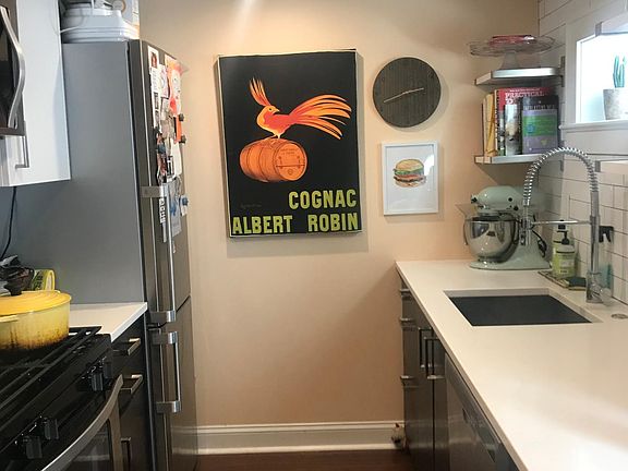 Kitchen (after it's been re-painted)