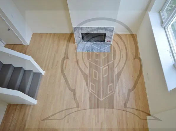 (undisclosed Address), Chicago, IL 60657