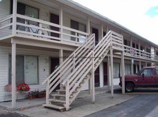 182 NE Jackson St APT 9, Hillsboro, OR
