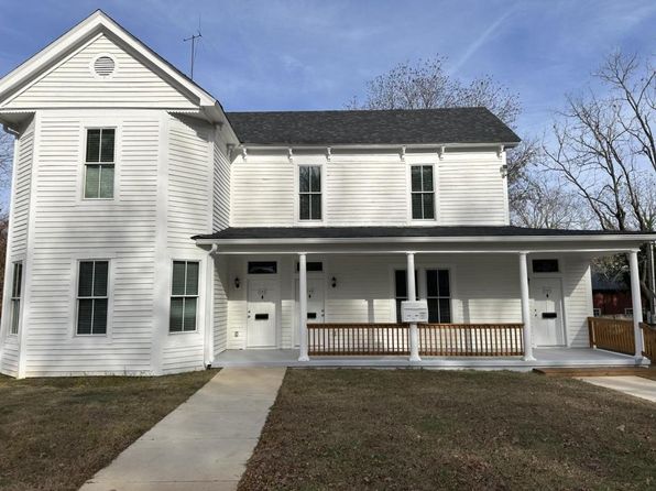 218 College St UNIT C