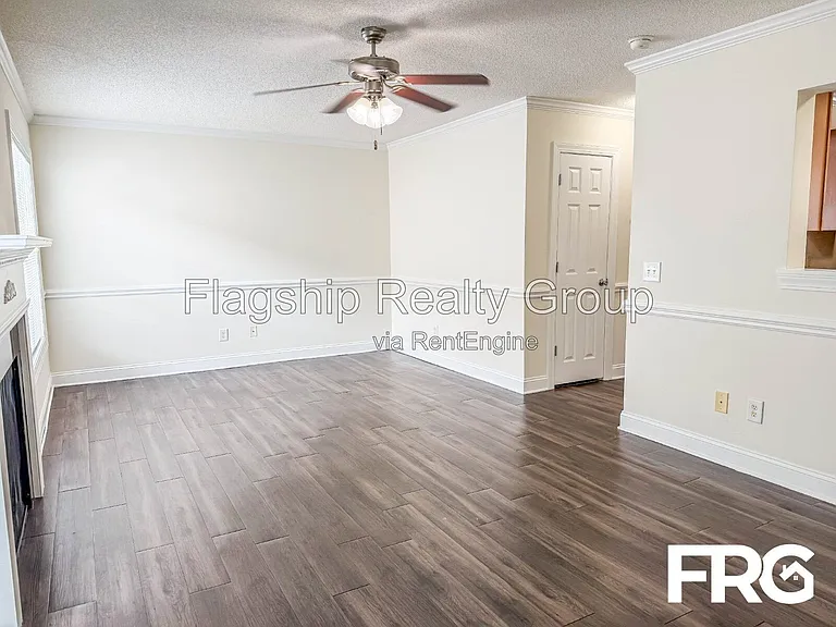 4243 Dudleys Grant Dr — Photo 32