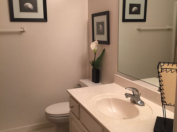 5th image of 1085 Lullwater Cir