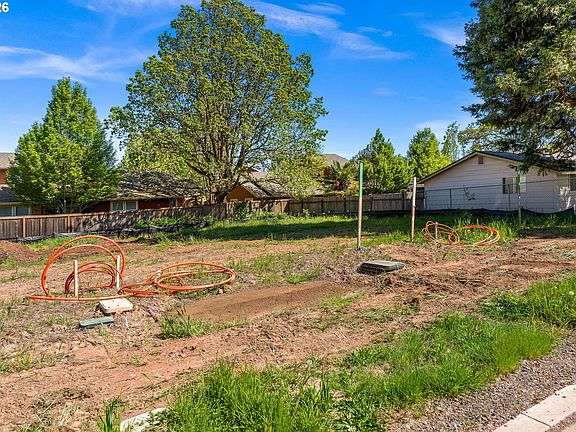 2nd image of 2917 Boyd Ln