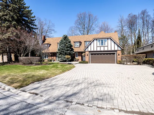 10 Whitelaw Ct, Markham, ON L3T 5E7