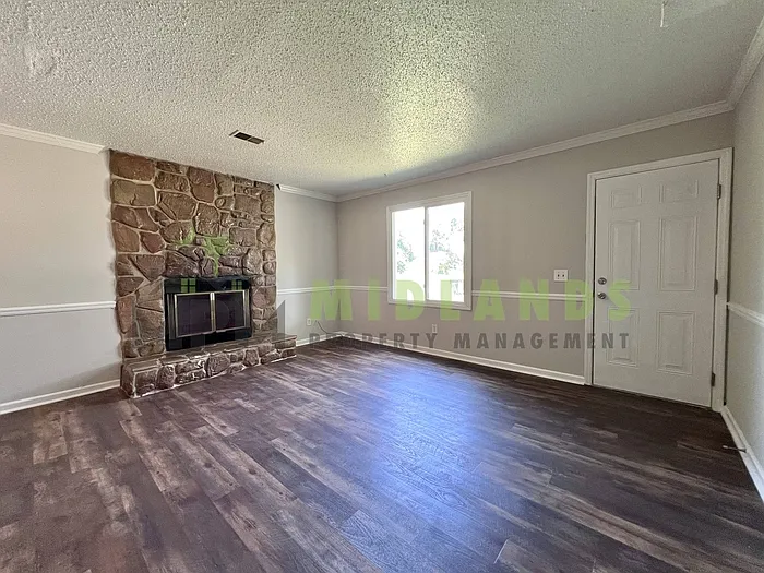 208 S Cromwell St #E — Photo 6