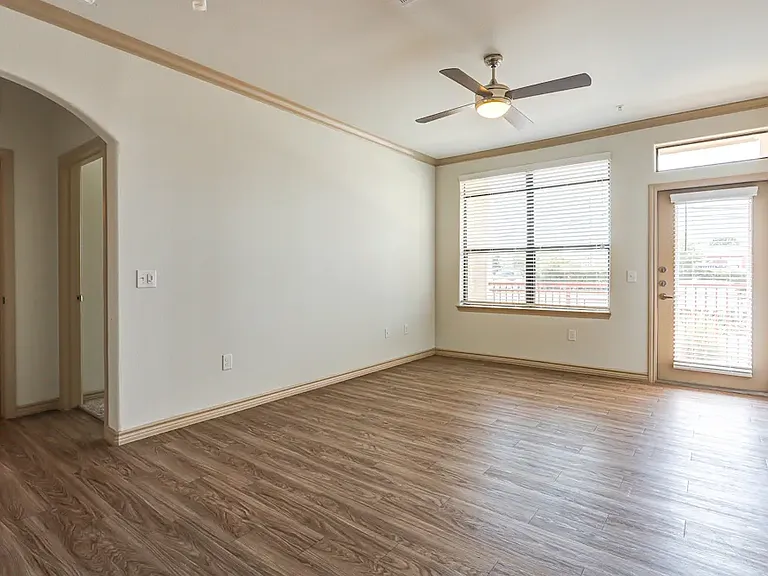 Bella Palazzo Luxury Apartment Community — Photo 18