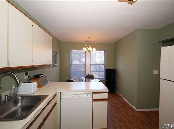 4th image of 5 Stratford Cir