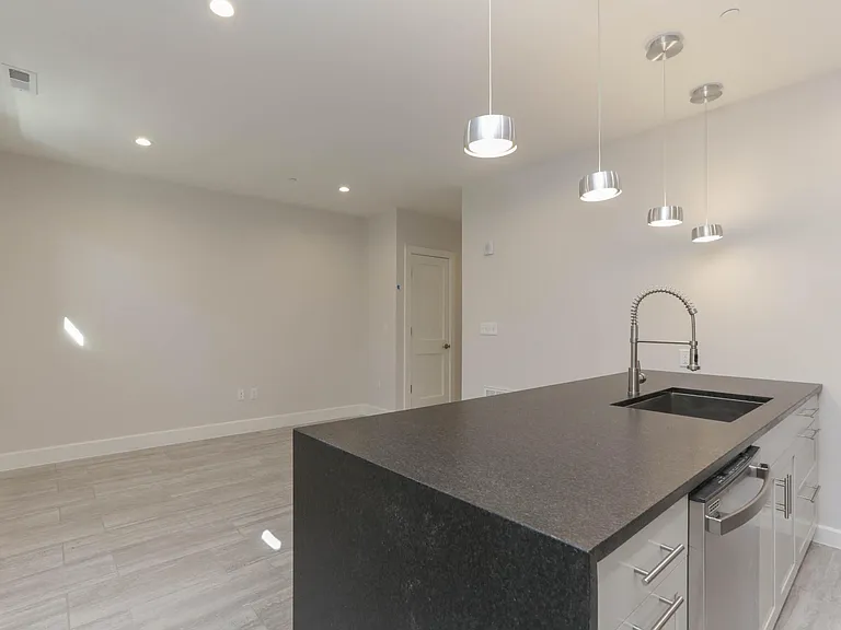740 Boush St #203 — Photo 4