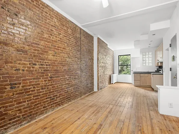 208 East 90th Street image 2 of 11