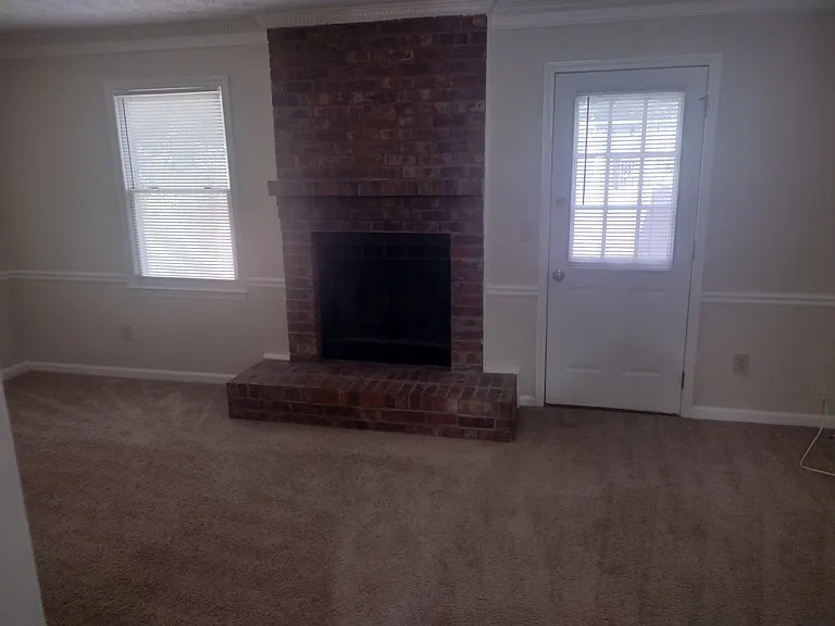 5278 Oakridge Dr — Photo 6