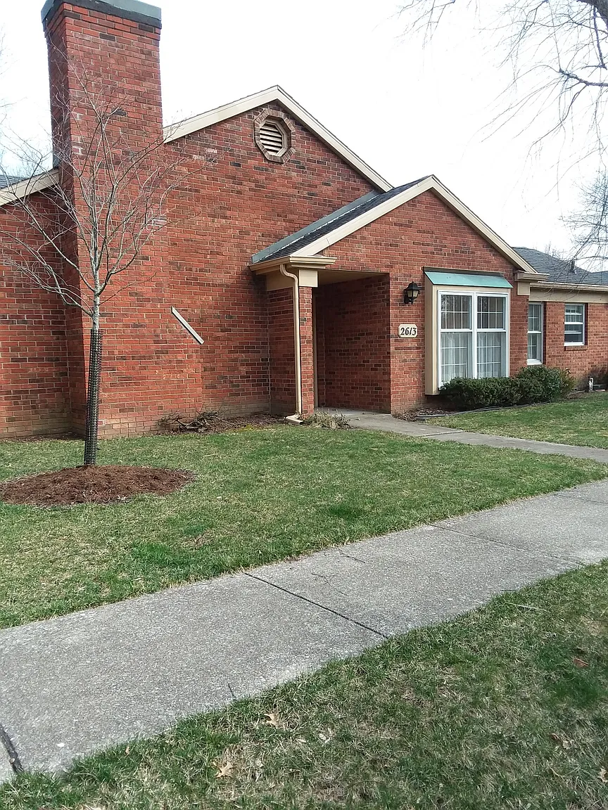 2613 E Windermere Woods Dr photo 1
