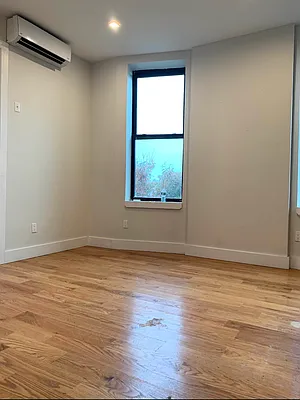 Rented by Hagstrom Management Inc | media 32