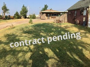728 S 9th St, Oakley, KS 67748