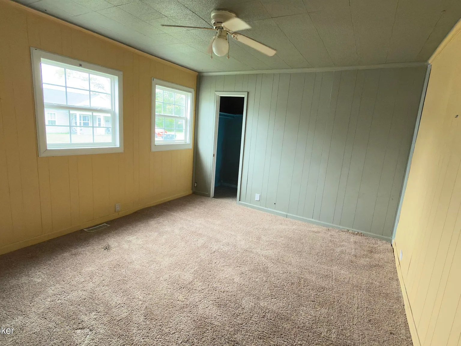 2 bed, 1.0 bath, 792 sqft, $800 — Photo 2