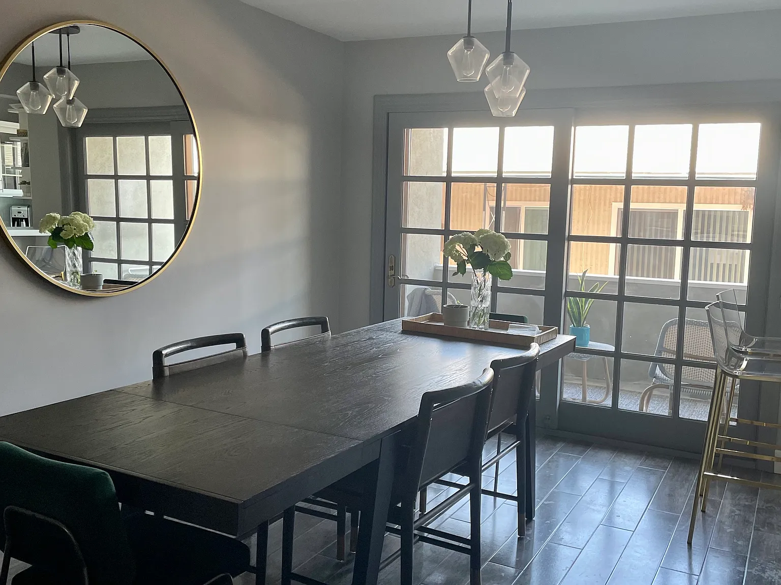 2 bed, 1045 sqft, $4,500 — Photo 4