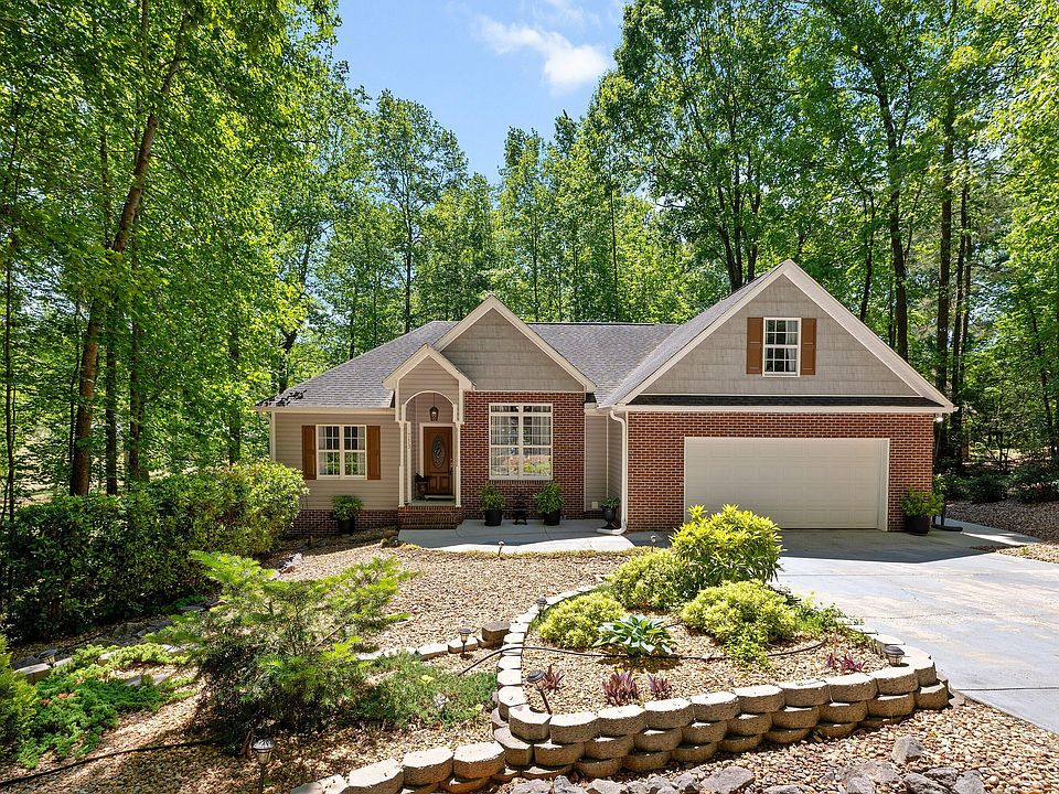 1st image of 753 Saint Andrews Loop
